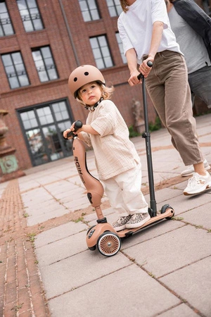 Zestaw SCOOTANDRIDE Highwaykick 1 Push and Go 2w1 Jeździk i hulajnoga z rączką do prowadzenia 1-5 lat Mocha + Kask Rozmiar XXS