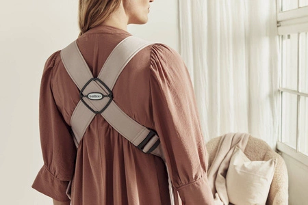 BABYBJORN MINI 3D Jersey – nosidełko, Jasny beż