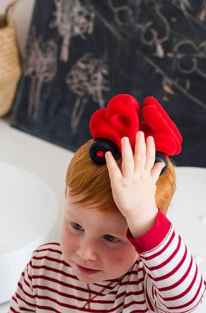 Rubbabu Wóz strażacki sensoryczny czerwony (uzupełnienie asortymentu B – indeks 20319)