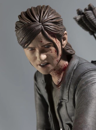 Ellie with Bow The Last of Us Part II Figurka 20 cm