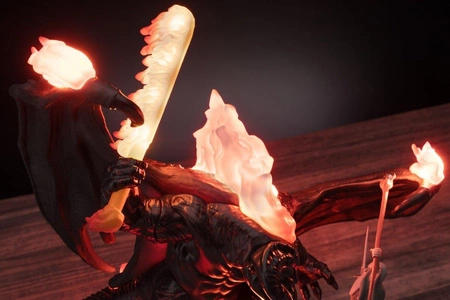 Władca Pierścieni lampa ledowa USB "The Balrog Vs Gandalf" (39 x 30 x 41 cm)