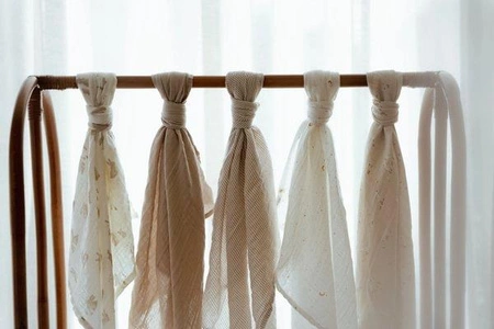 Little Dutch Otulacz muślinowy 120x120 cm Blueberry Leaves