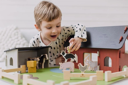 Farma drewniana w stylu szwedzkim czerwona Micki