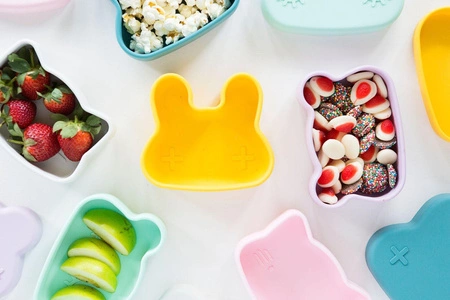 Zamykany silikonowy pojemnik Kotek We Might Be Tiny - Rust