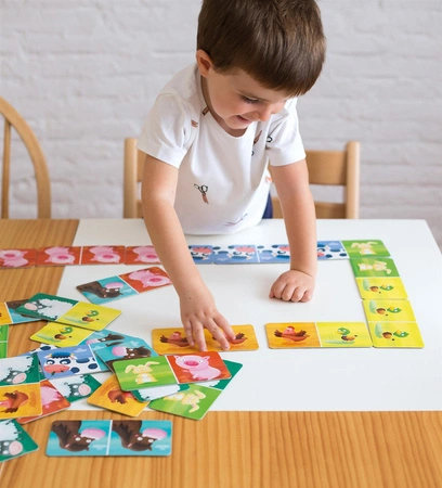 Domino w kartonowym domku Apli Kids - Farma