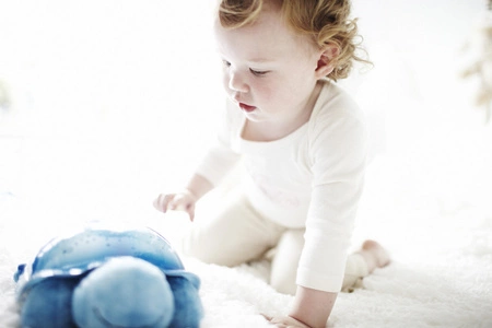 Cloud b® Twinkling Twilight Turtle™ Aqua - Lampka nocna z projekcją świetlną - Żółw niebieski