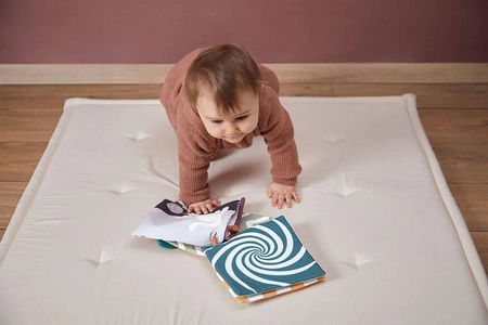 Kaloo Karty sensoryczne miękkie dwustronne 5 szt. Kotki Stimuli