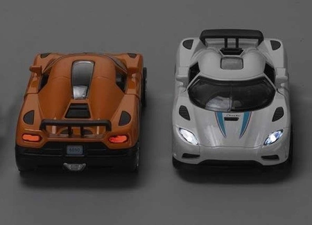 Samochód sportowy "Momentum", różne dźwięki, światła, napęd, otwierane i unoszone drzwi, 12195-Gollnest&Kiesel, pojazdy metalowe