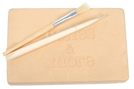 Bones&More, Duży szkielet dinozaura - wykopalisko na kamieniu