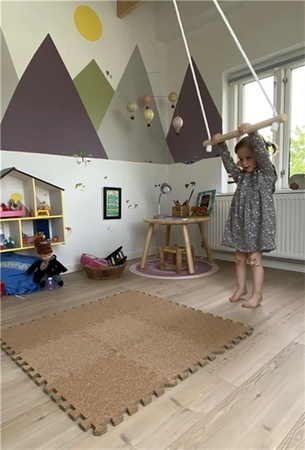 Baby Dan – Mata piankowa do zabawy, korek