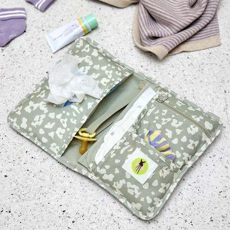 Lassig Green Label Przewijak podróżny z etui na akcesoria Leo light khaki