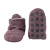 Lodger Polarowe buciki kapcie z antypoślizgową podeszwą wrzosowe Fleece Mauve 6-12 m