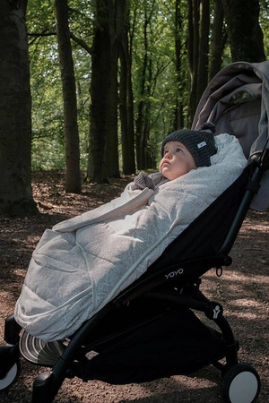 Lodger Czapeczka z wełny merino 100% grafitowa Pigeon 3-6m