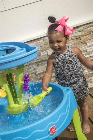 STEP2 Stół Wodny z Wieżą Wodną