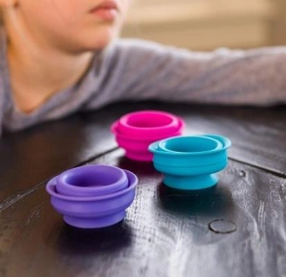 Fat Brain Toy Kubeczki Przyssawki