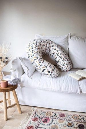 Beaba Ergonomiczna poduszka rogal dla kobiet w ciąży i karmiących Big Flopsy ™ Print Jersey Howell White