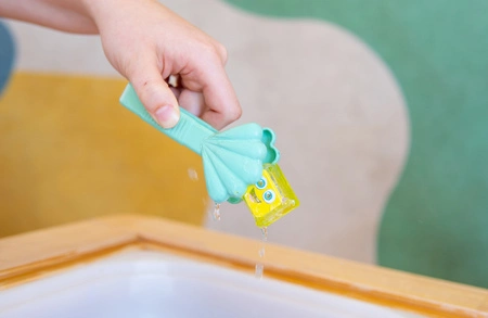 Glo Pals, Zestaw zabawek Glo Pals 5w1 rozwijających motorykę małą