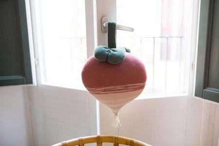 Poduszka Ramona the Radish Lorena Canals