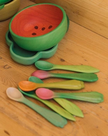 Oli & Carol Drewniane Łyżeczki dla Dzieci 2 szt. Por i Jarmuż