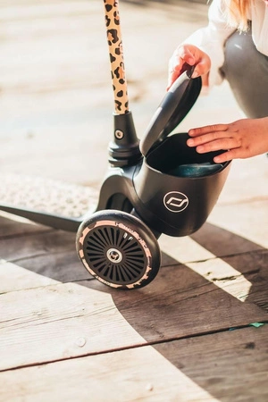 SCOOTANDRIDE Highwaykick 2 Lifestyle Hulajnoga trójkołowa balansowa z zamykanym schowkiem 2+ Leopard