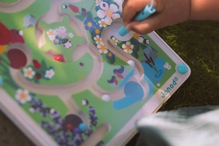 Magnetyczny labirynt Łąka, Janod