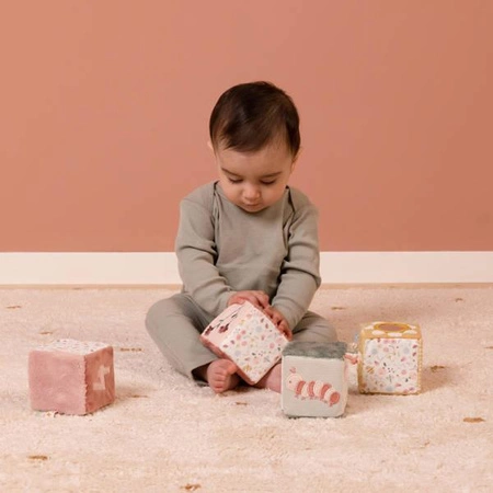 Little Dutch 4 Miękkie kostki sensoryczne Flowers & Butterflies LD8716