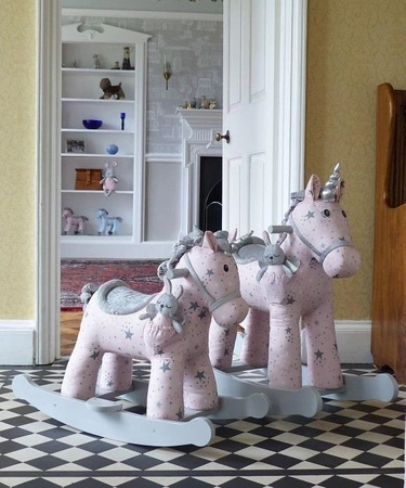 Little Bird Told Me Jednorożec na Bieguna