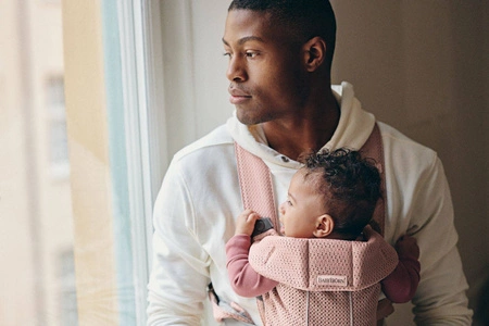 BABYBJORN MINI 3D Mesh – nosidełko, Zgaszony Róż