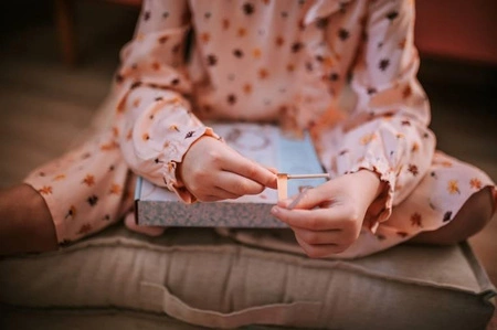 Zestaw kreatywny do tworzenia biżuterii Papierowe koraliki 8+, Janod