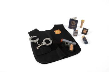 Drewniany zestaw MAŁY POLICJANT dla dzieci DANTOY