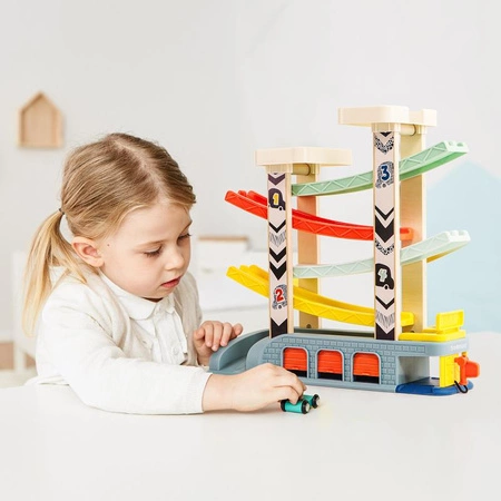 Zjeżdżalnia z superszybkimi autami 18 mies.+ TOPBRIGHT