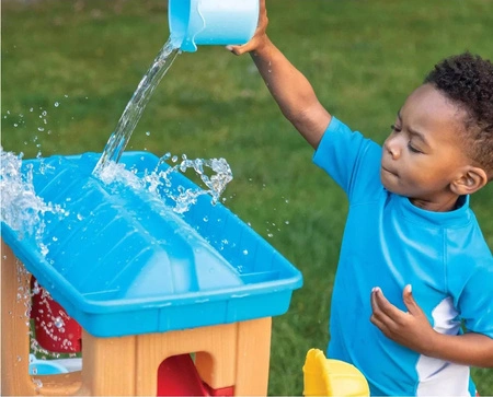 Step2 Stół Wodny z Deszczownicą Wiaderkiem i Lejkiem + Zwierzątka