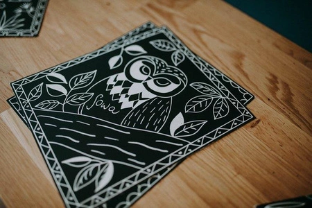 Zestaw kreatywny Do zdrapywania Karty świecące w ciemności Nocny świat 7+, Janod