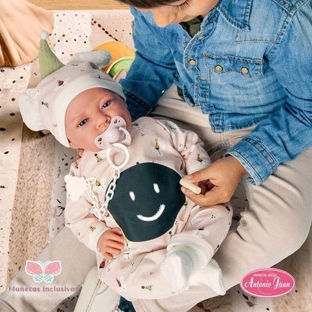 Lalka Emiliana z tablicą Antonio Juan 33367