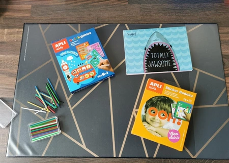 Gra podróżna z naklejkami Apli Kids - Sudoku kształty