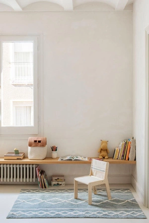 Krzesełko dziecięce Sillita Vintage niebieski Lorena Canals x Gonzalo Milà