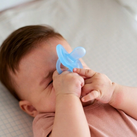 smoczek Fizjologiczny SX niebieski 6-18 + Suavinex