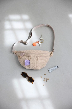 PALOPA Torebka nerka na smakołyki dla psa Emma teddy-fleece beige Edycja limitowana