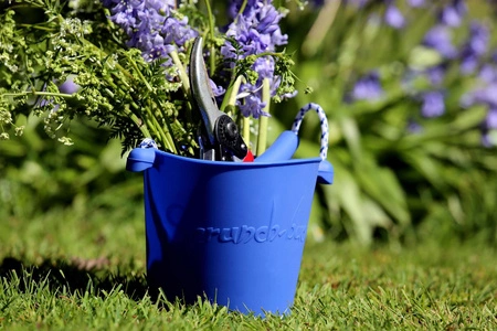 Składane wiaderko do wody i piasku Scrunch Bucket - Musztardowy