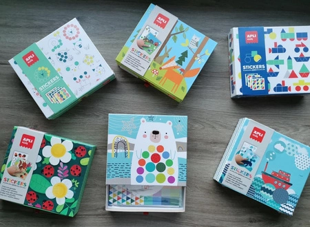 Zestaw z naklejkami Apli Kids - Las