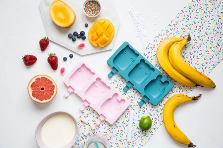 Silikonowe foremki do lodów We Might Be Tiny - Powder Pink