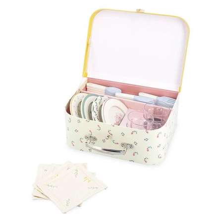 Janod Zestaw piknikowy w walizce z akcesoriami 24 el. Shiny Grandma 3+