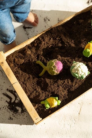 Oli&Carol Gryzak Grzechotka Karczoch