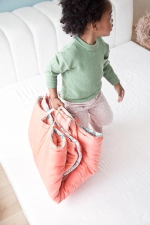 LILLIPUTIENS Aktywizująca mata do zabawy i śpiwór 2w1 Sarenka Stella 0 m+