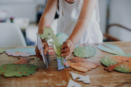 Gra w chowanego W zaczarowanym lesie 2+, Janod