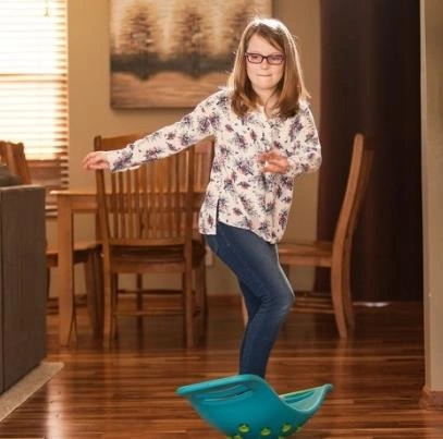 Fat Brain Toy Bujawka Teeter Popper Zielona