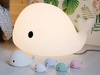 Lampka nocna LED wieloryb Moby Mini Niebieska FLOW AMSTERDAM