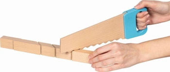 Drewniana piła z klockami na rzepy zestaw małego majsterkowicza Goki 58377