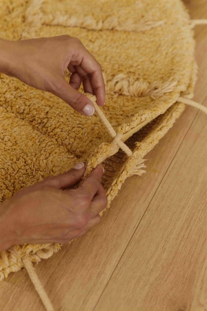 Dywan bawełniany Solar Multishape do prania w pralce, "Mom, I want to be an astronaut" Lorena Canals