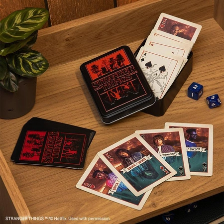 Stranger Things 5 Playing Cards in a Tin / Stranger Things karty do gry w ozobnej puszce